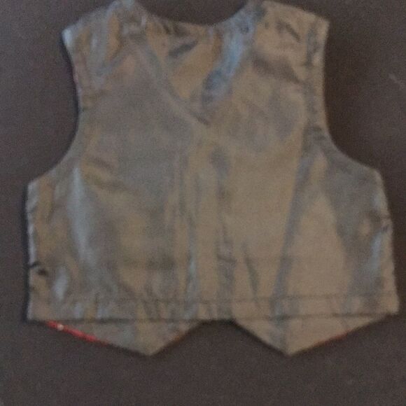 Title: Red, Black & White Children's Place Vest 0-3 Months - Picture 4 of 8